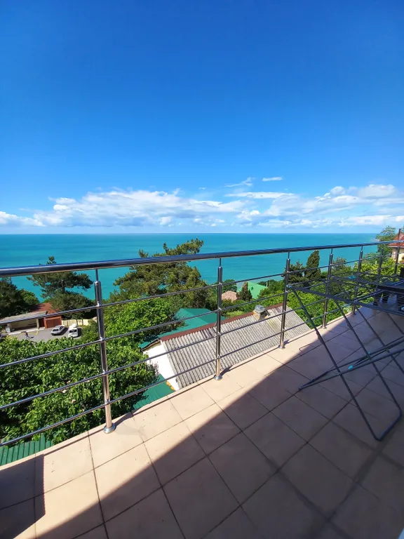 Дом с видом на море