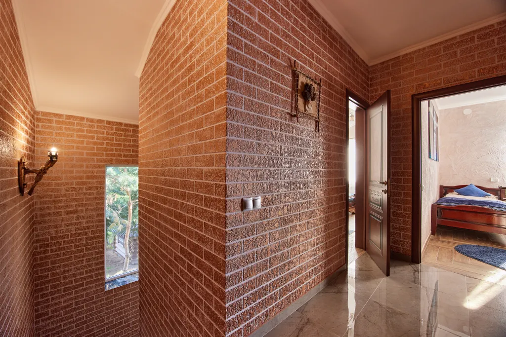 Дом на берегу озера