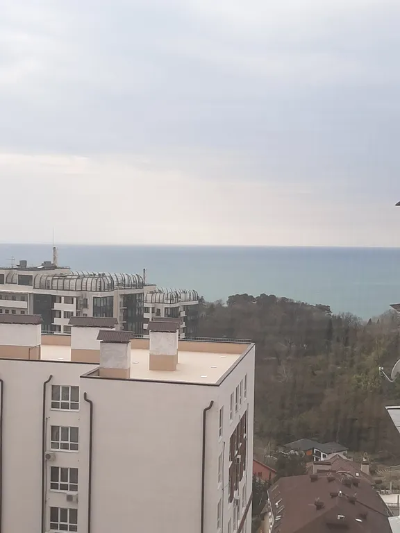 Квартира с потрясающим видом на море, город и горы