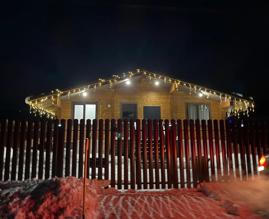 Уютный дом из кедрового бруса с видом на горы