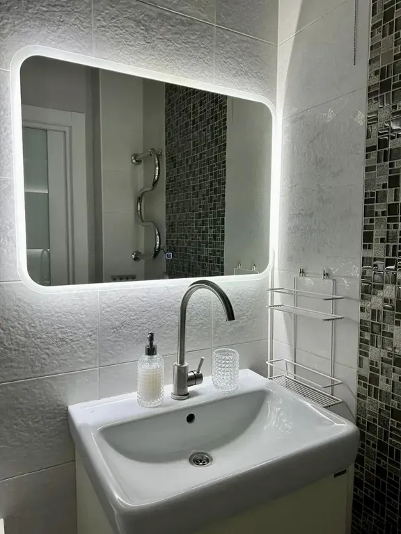 Уютная двухкомнатная квартира на Дзержинского