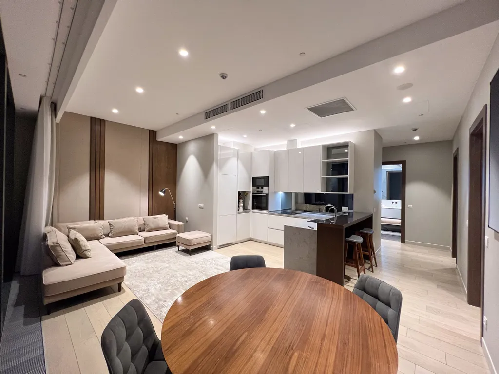 Угловой апартамент в Москва сити