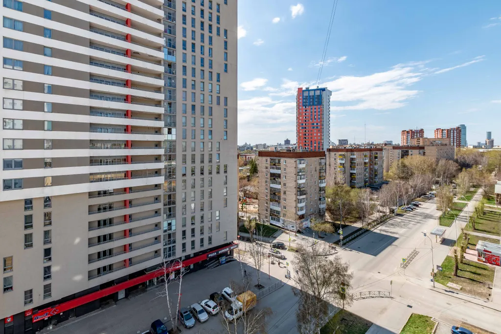 Квартира 3-комнатная Квартира — Екатеринбург