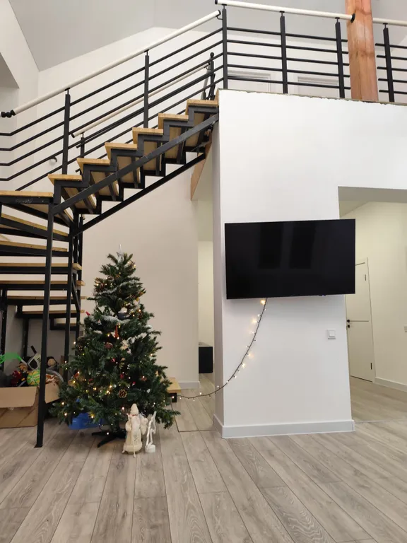 Большой дом с новым ремонтом