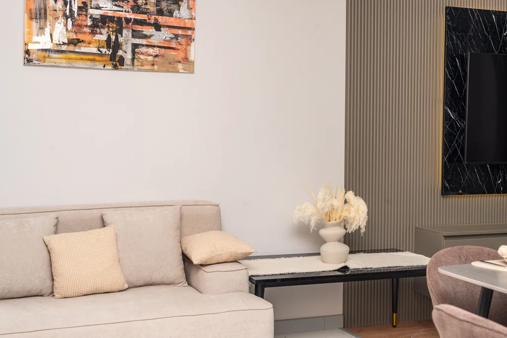 Oceanview Mood by Aesthaven