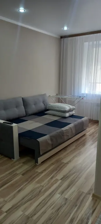 Уютная квартира — аренда посуточно в Азов