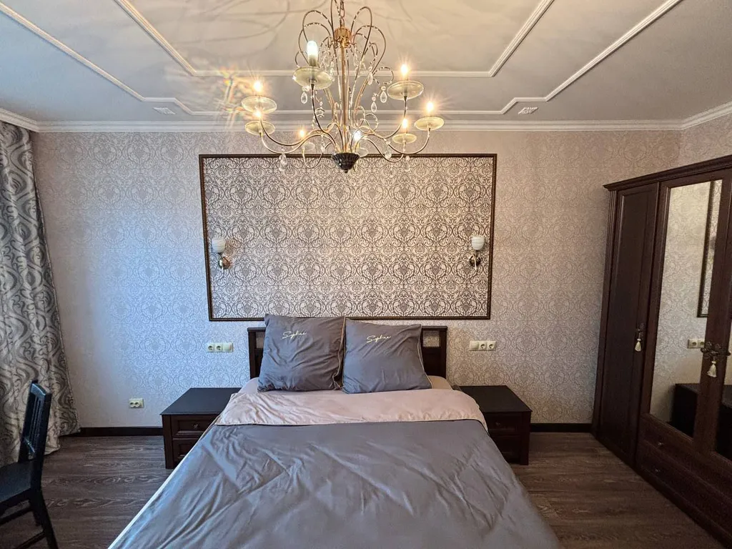 Большая квартира с терассой у охта-парка с дизайнерским ремонтом