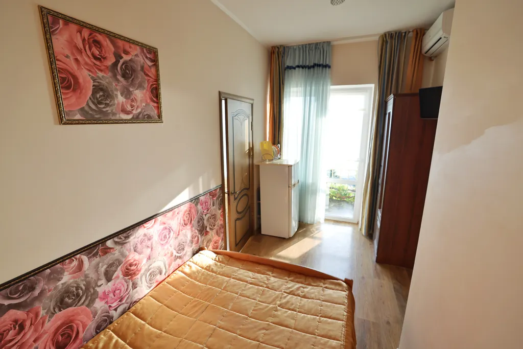 Квартира Квартира Четырехместный номер люкс с доп. местом и балконом с видом на море — Лазаревское