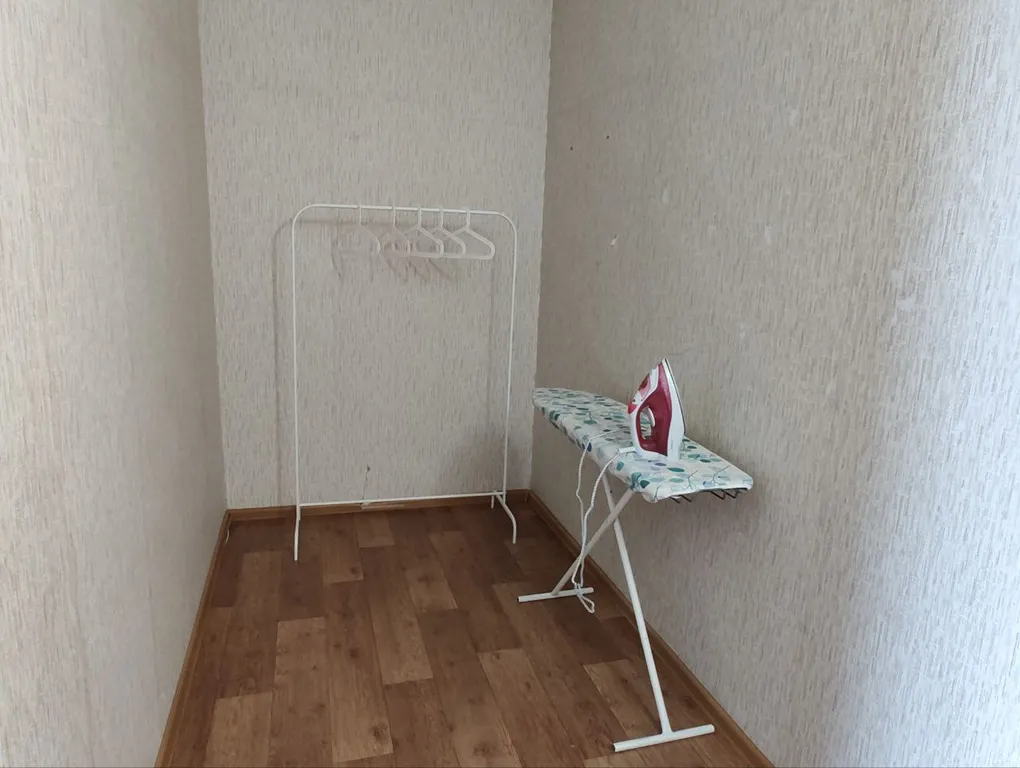 Квартира рядом остановка, парковка, Краевые больницы. Онкология 5 мин.