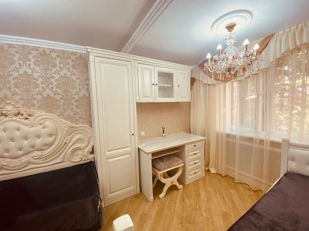 Трёхкомнатная квартира в самом центре Сочи рядом с морем