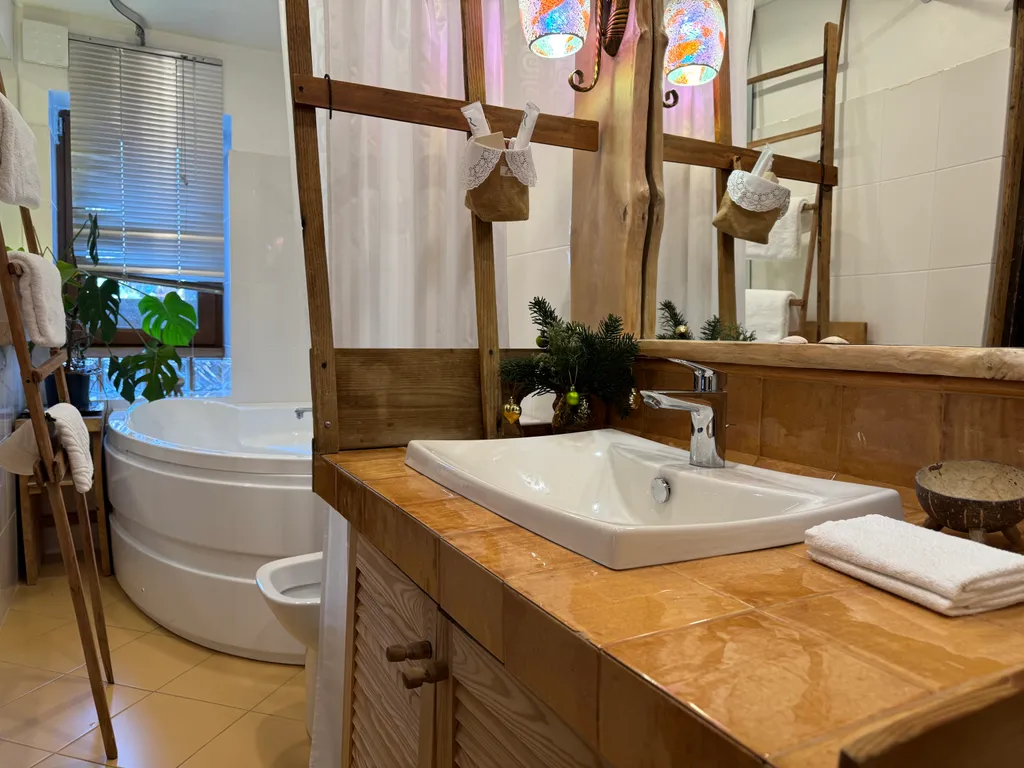 ZEN Lodge & Retreat - Сафари-вилла с видом на Аибгу и родниковой водой