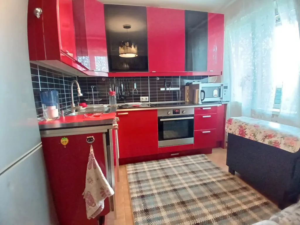 1-конм квартира в Мурино 2 кровати