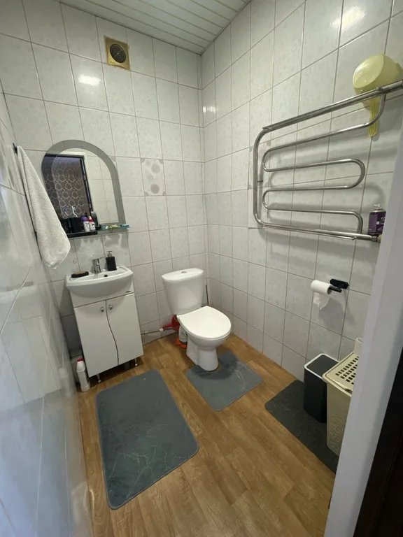 Большой и уютный дом в городе