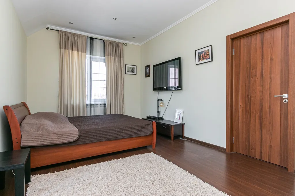 Супер дом в 5 мин от парка Галицкого и Японского сада