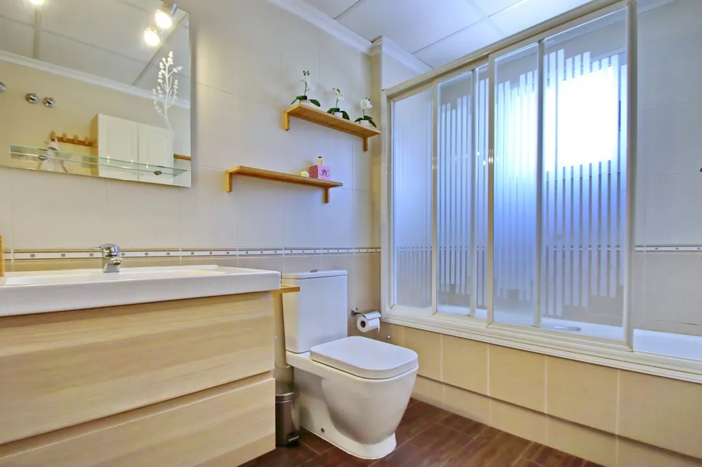 Апартаменты с видом на тихий сад рядом с морем