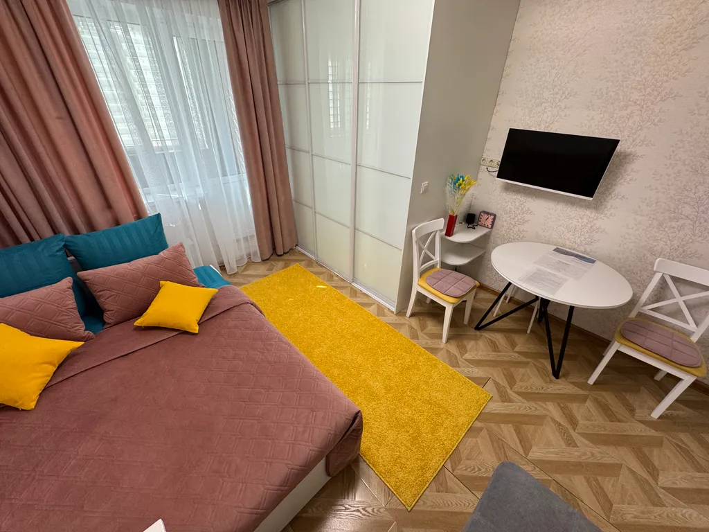 Аромат, уют, чистота, большая кровать-для влюбленных или просто отдохнуть