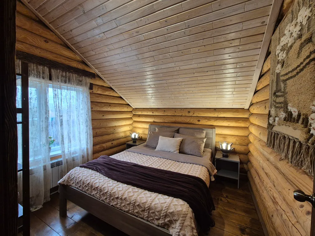 Уютный дом с бильярдом и сауной на побережье водохранилища