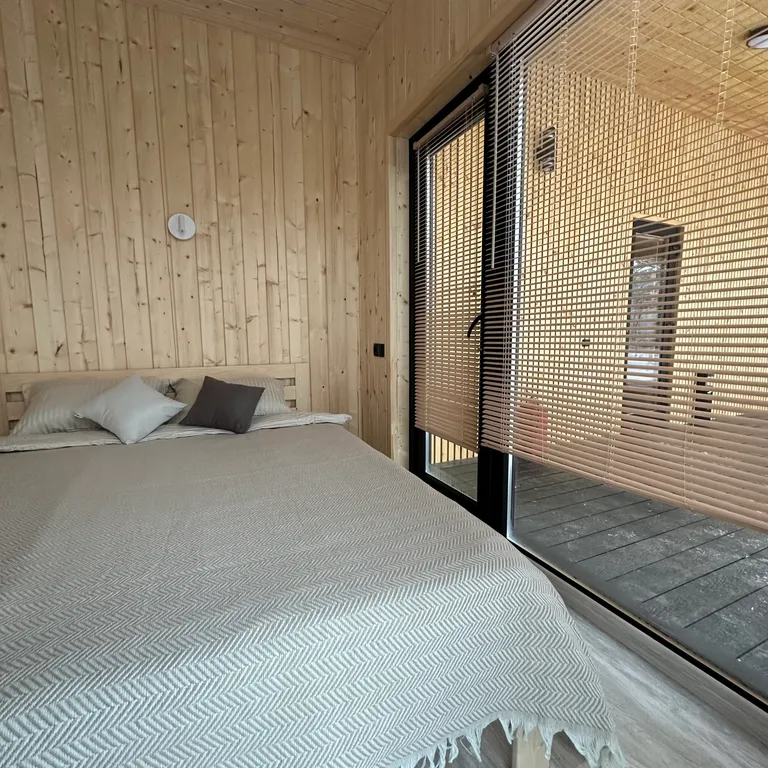 Коттедж Дом на озере Вуокса — Беличье