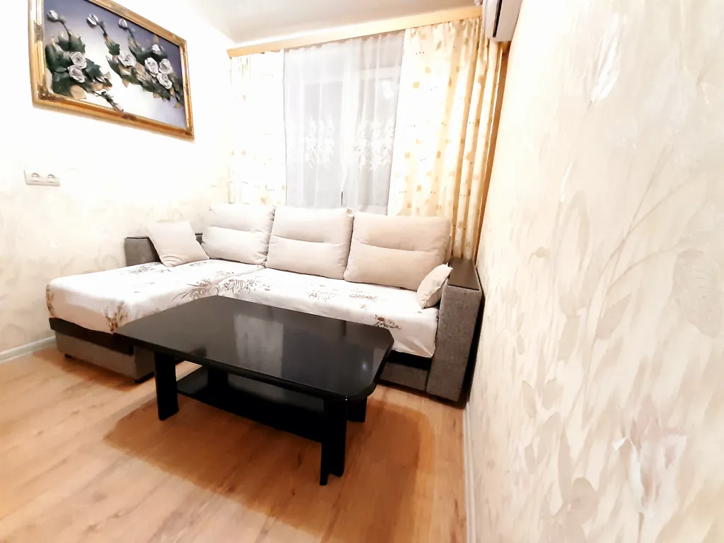 Квартира рядом с Аэропортом и центром города Артем