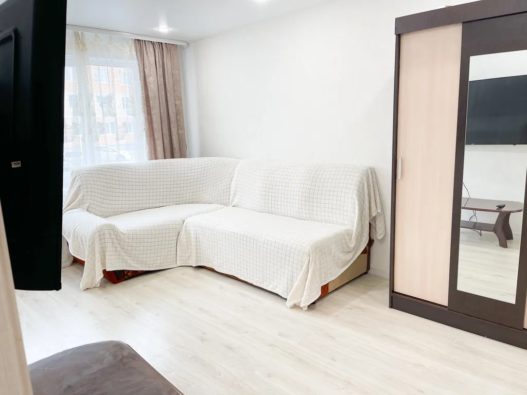 Квартира с новым ремонтом в новострое