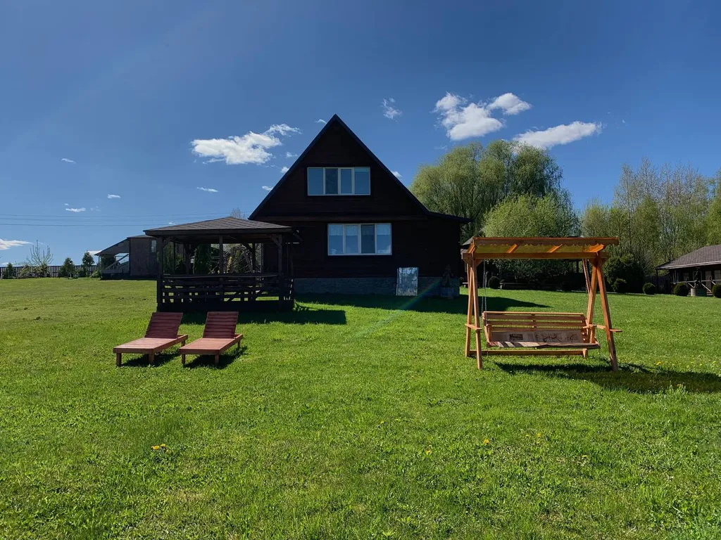 Коттедж на берегу озера — аренда посуточно в Богино