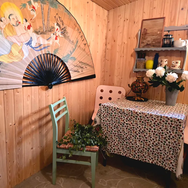 Милая и уютная дача в окружении живописного леса