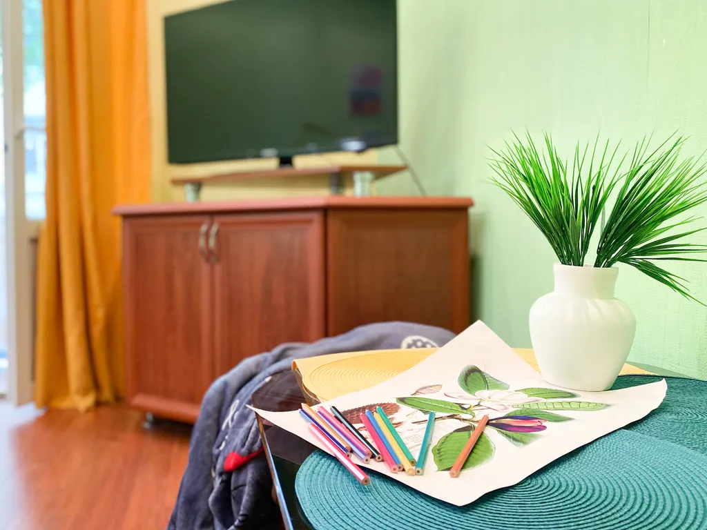 Квартира Квартира Счастье жить в центре Севастополя в яркой квартире с видом на Артбухту — Севастополь