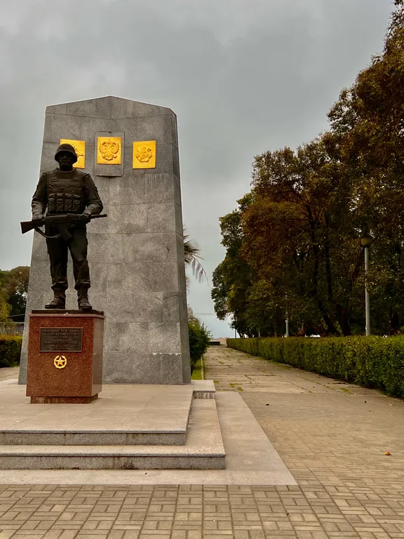 Квартира Двухкомнатная квартира у моря, первая береговая линия — Сухум