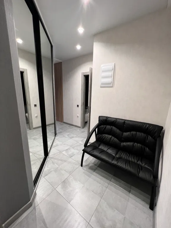 2-комнатная квартира с дизайнерским ремонтом