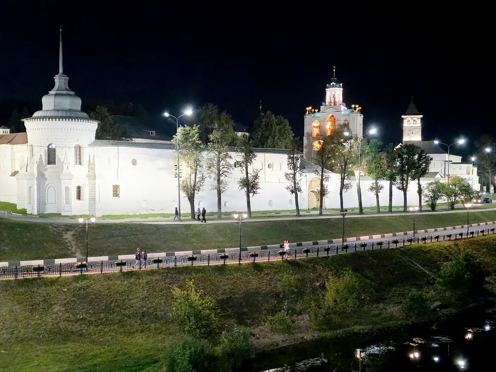 Атмосферный двухкомнатный номер