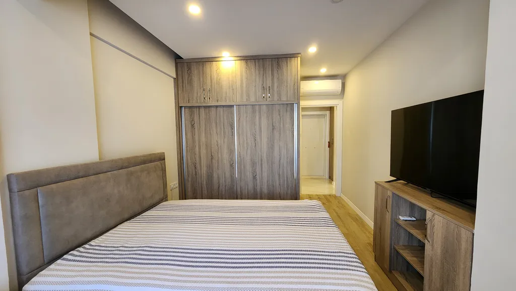 Квартира с видом на горы и выходом к бассейну