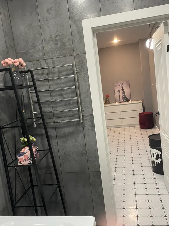 Современная, новая квартира с дизайнерским ремонтом