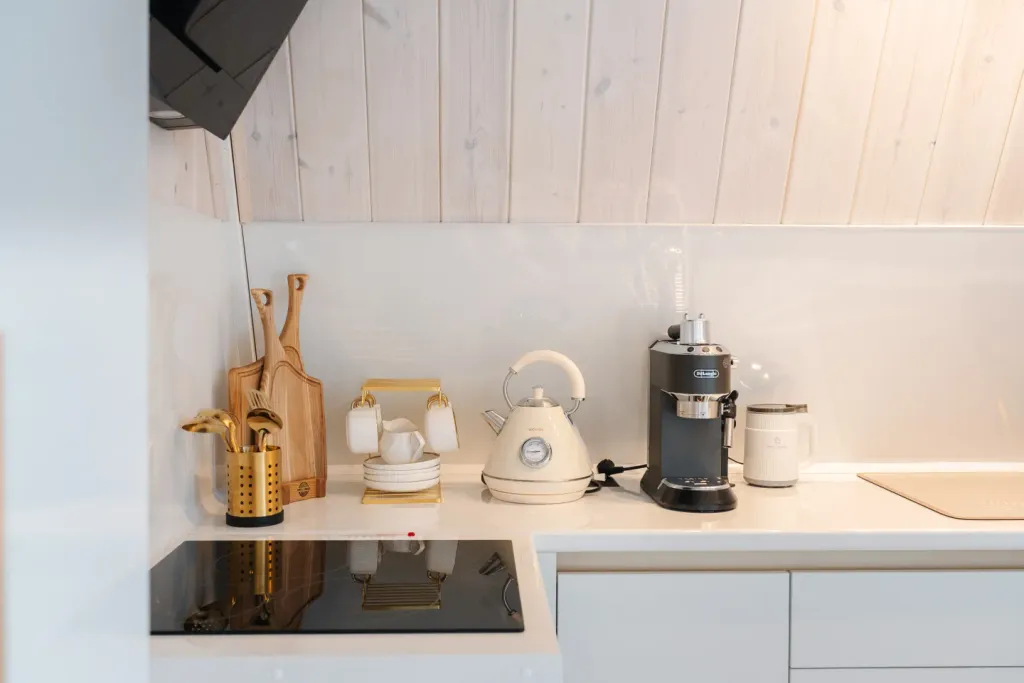 Villa Roma Телецкое - панорамный А-фрэйм 3 с видом на горы и озеро