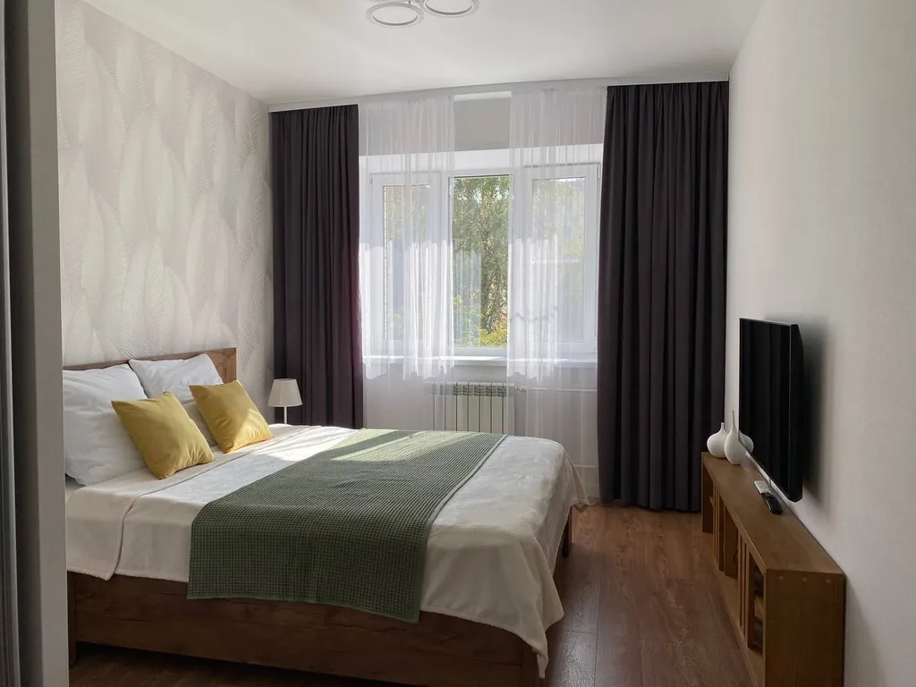 Новый дом у театра в историческом центре