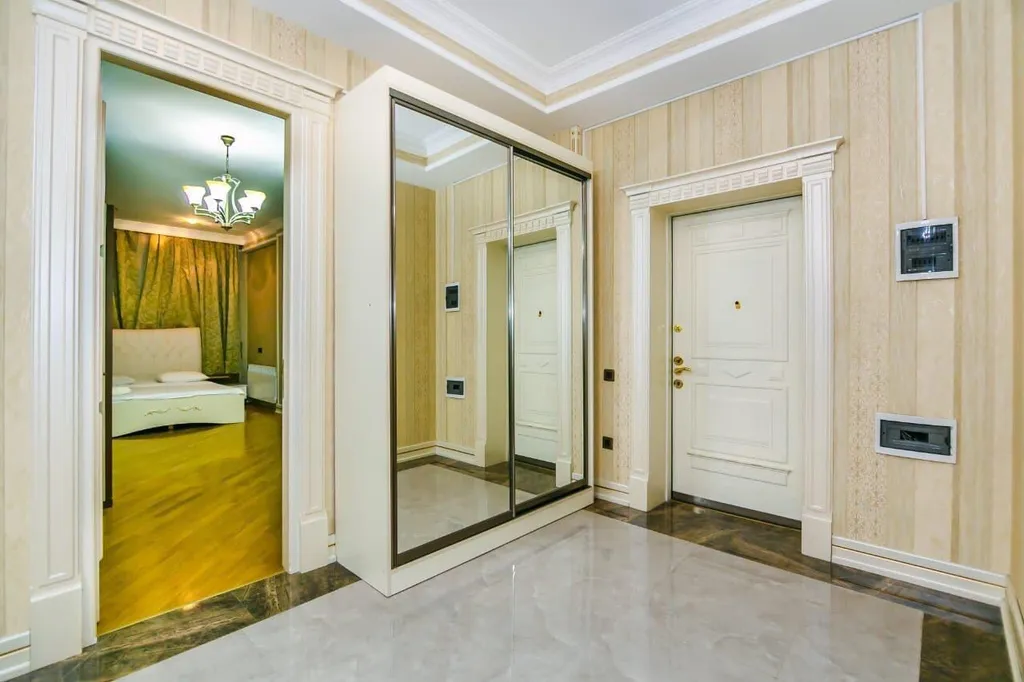 4-комнатная Квартира