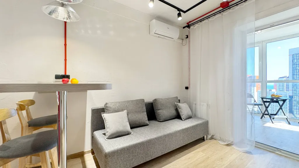 Квартира Квартира в стиле loft с панорамной лоджией — Владивосток