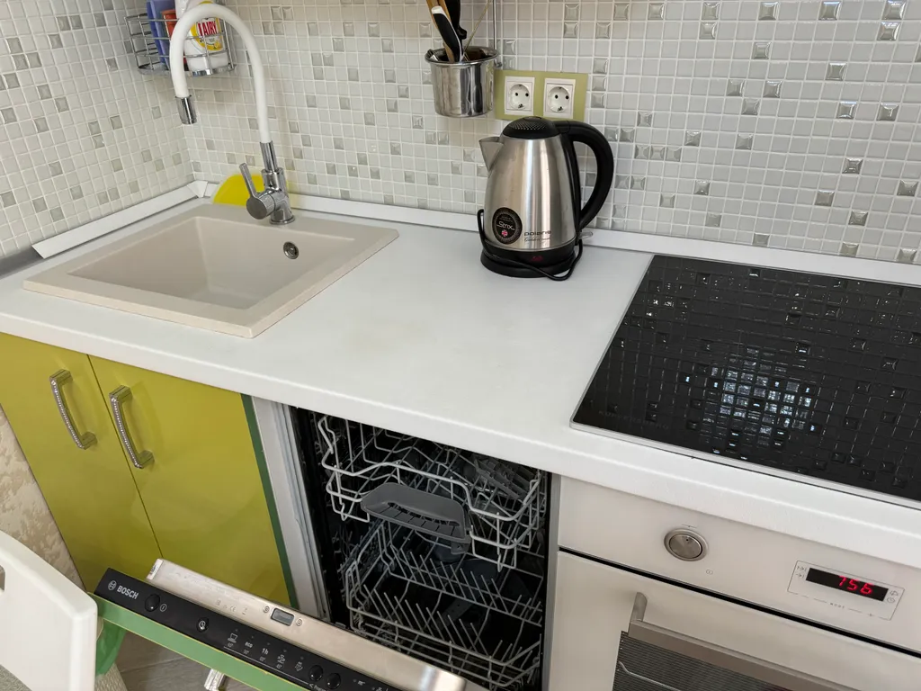 Квартира Квартира Студия с боковым видом на море в 10 минутах от пляжа — Сириус