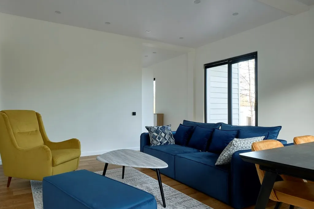 4-комнатный Дом