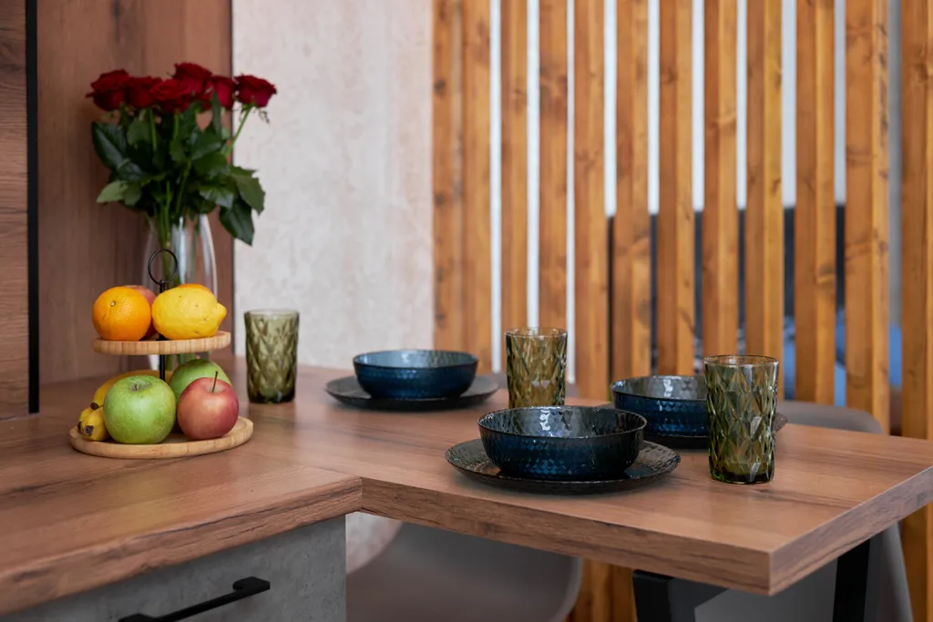 Студия с дизайнерским ремонтом