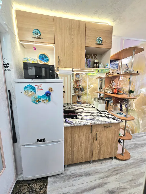 Студия почти в центре, рядом с Золотым мостом, Китайским консульством, фуникулером