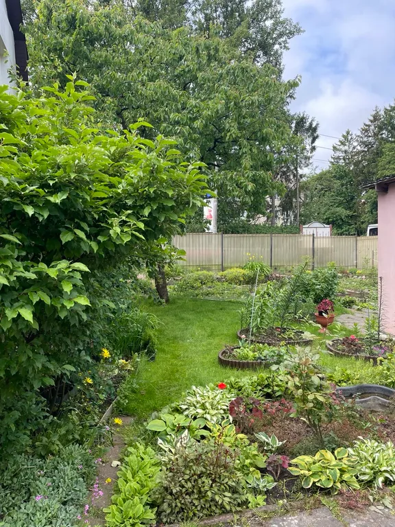 Квартира Уютная квартира в частном доме с зелёным садом — Светлогорск