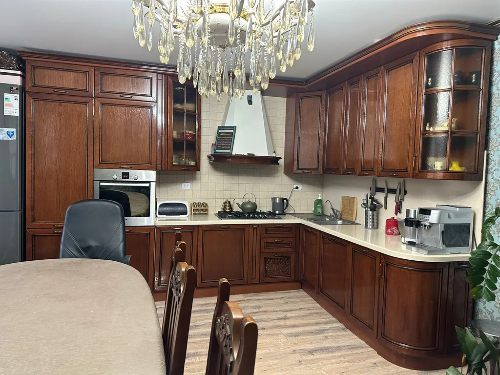 Дом у водопада Тобот