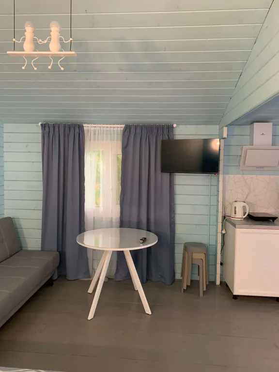 Дом с русской баней, банным чаном, бассейном