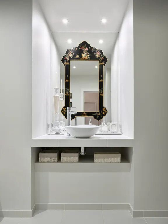 Квартира 4-комнатная Квартира — Санкт-Петербург