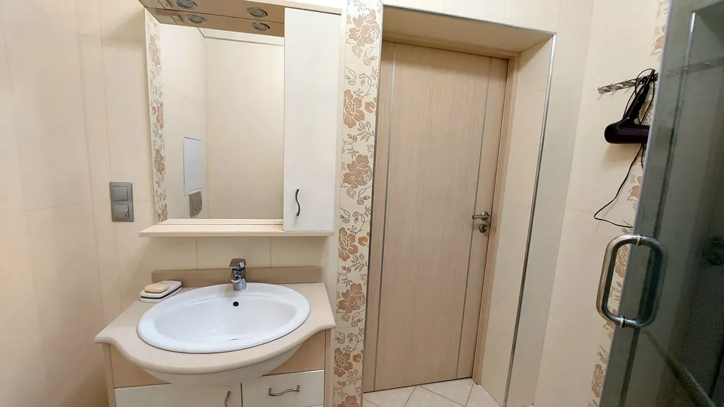 Большая уютная квартира с видом на море