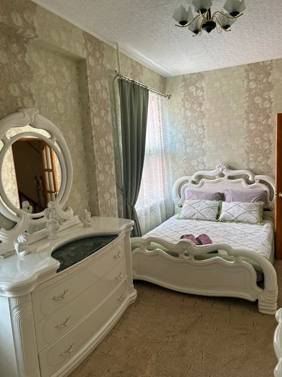 7-комнатный Дом