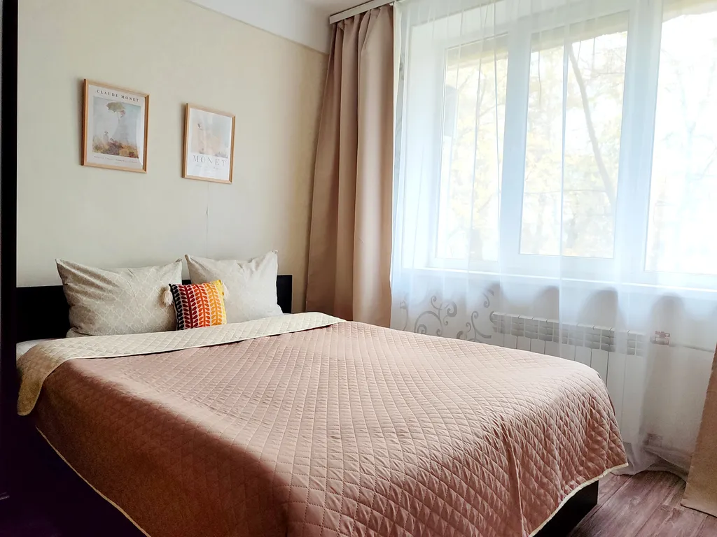 Квартира Просторная двухкомнатная квартира — Севастополь