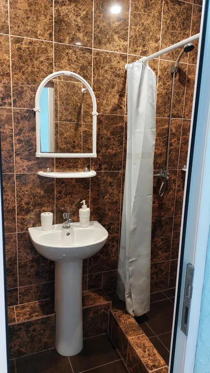 Уютная комната у моря