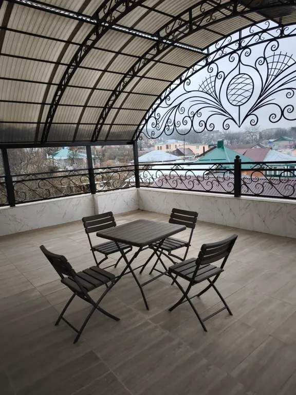 Новый дом с видом на горы