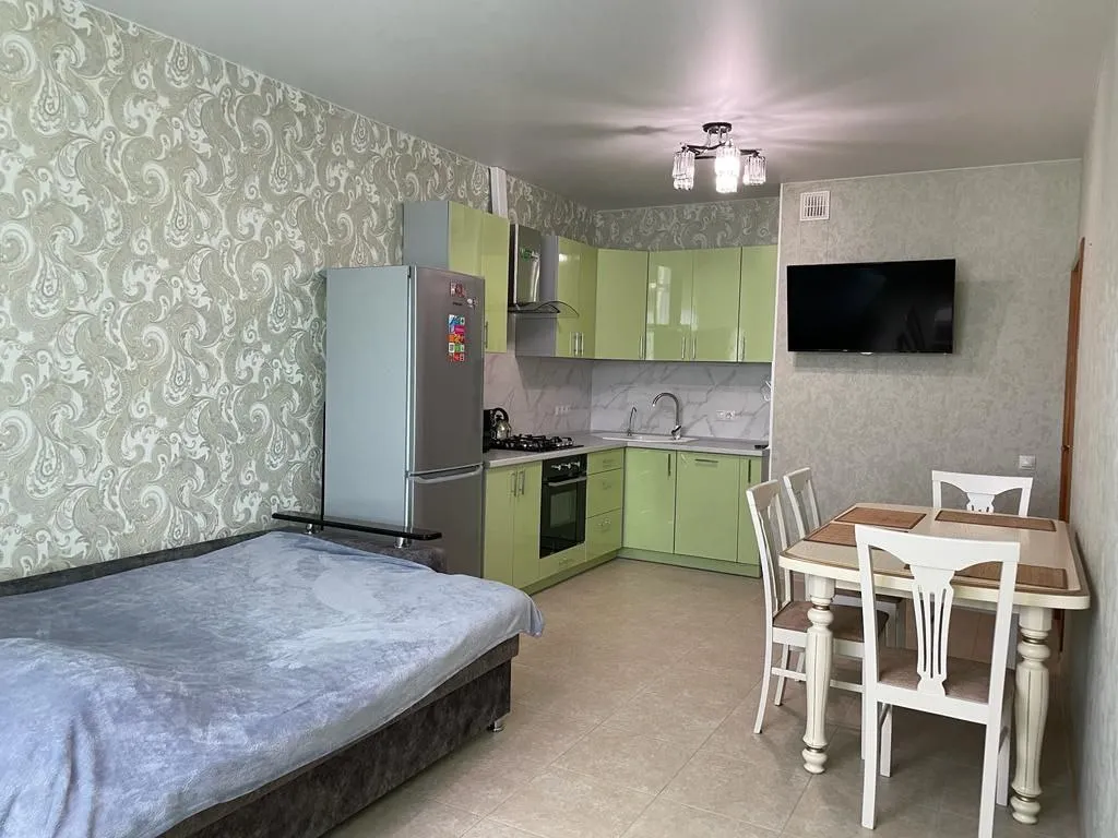 Просторная квартира с видом на море